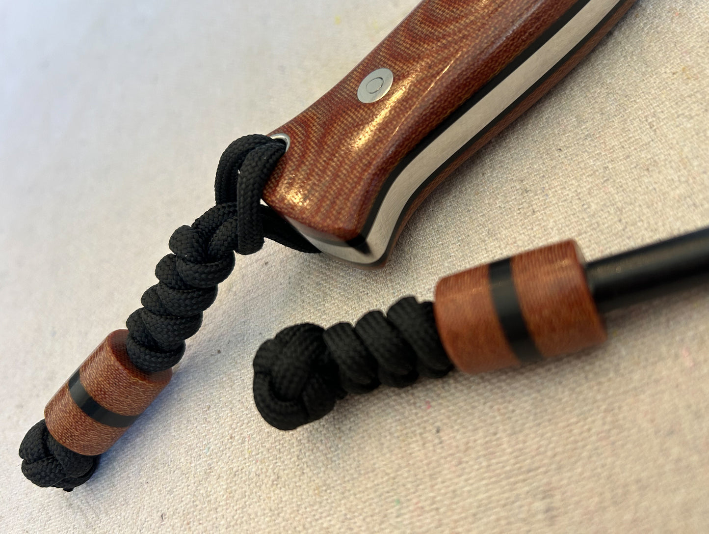 Endure bushcrafter with natural canvas micarta with black G10 liners