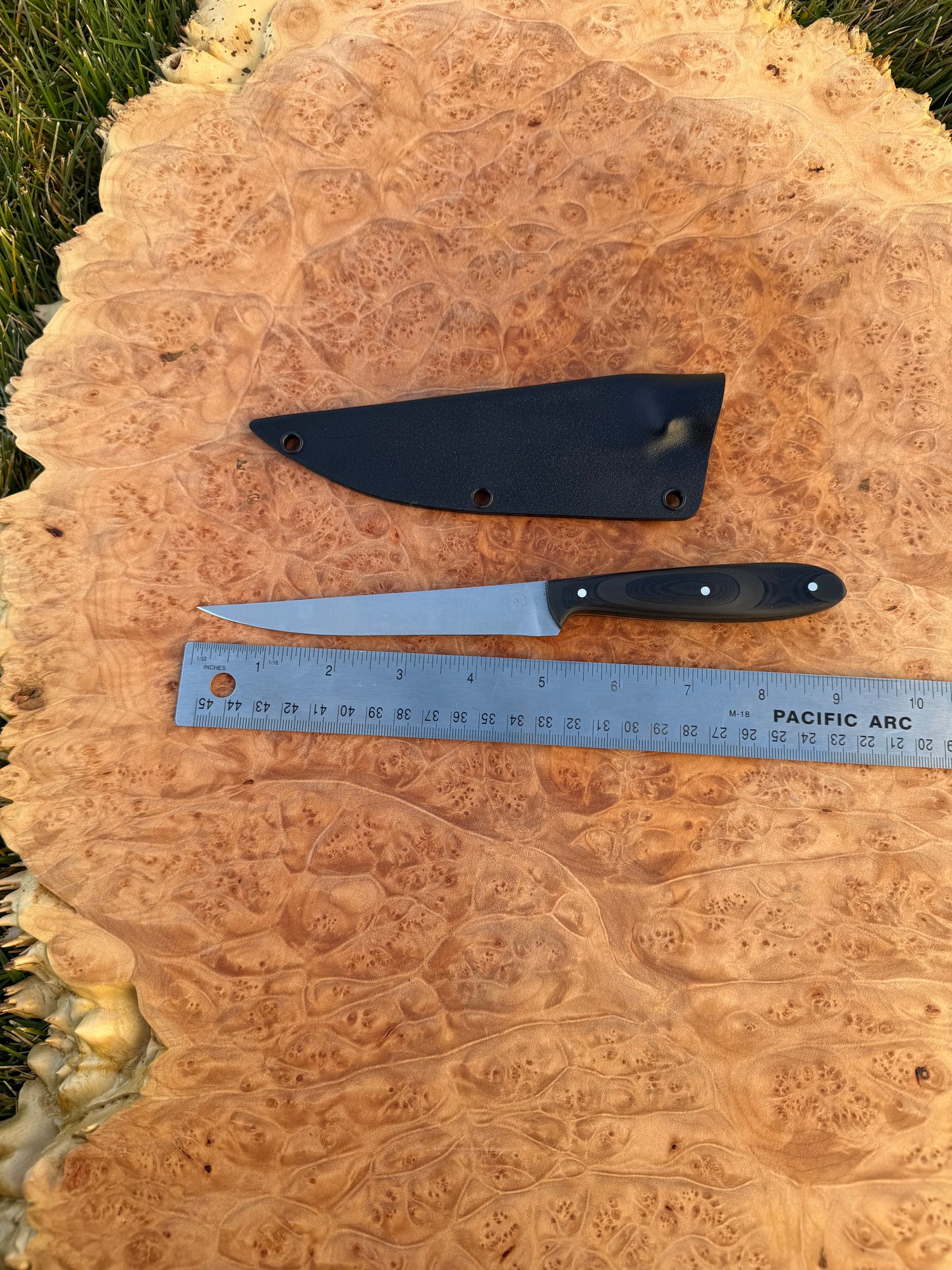 Panfish fillet in black grip fusion