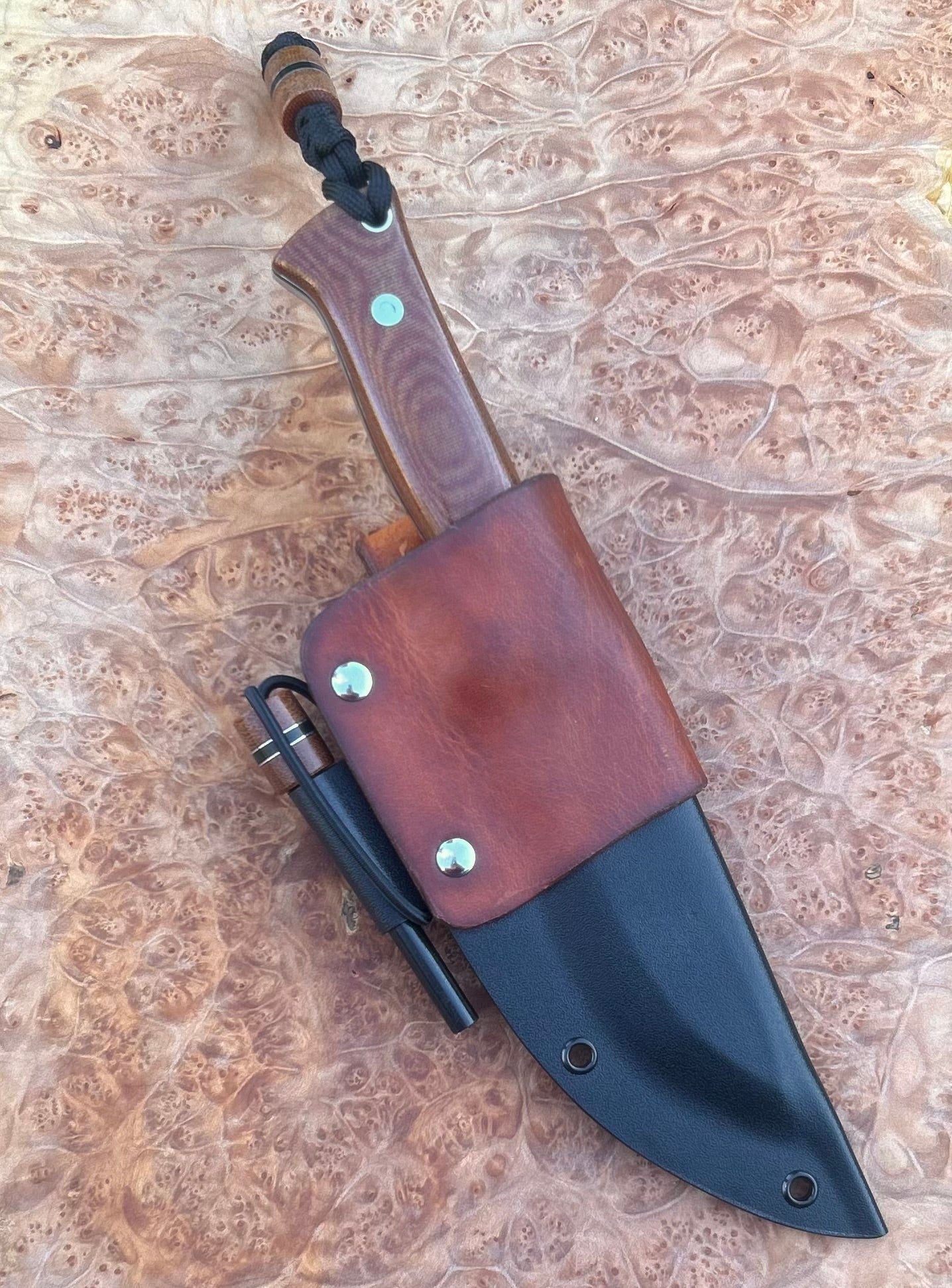 Endure Bushcrafter (natural canvas micarta with black G10 and thin aluminum liners)