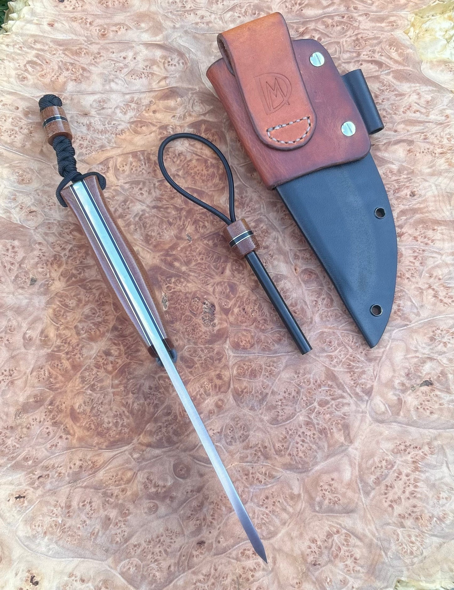 Endure Bushcrafter (natural canvas micarta with black G10 and thin aluminum liners)