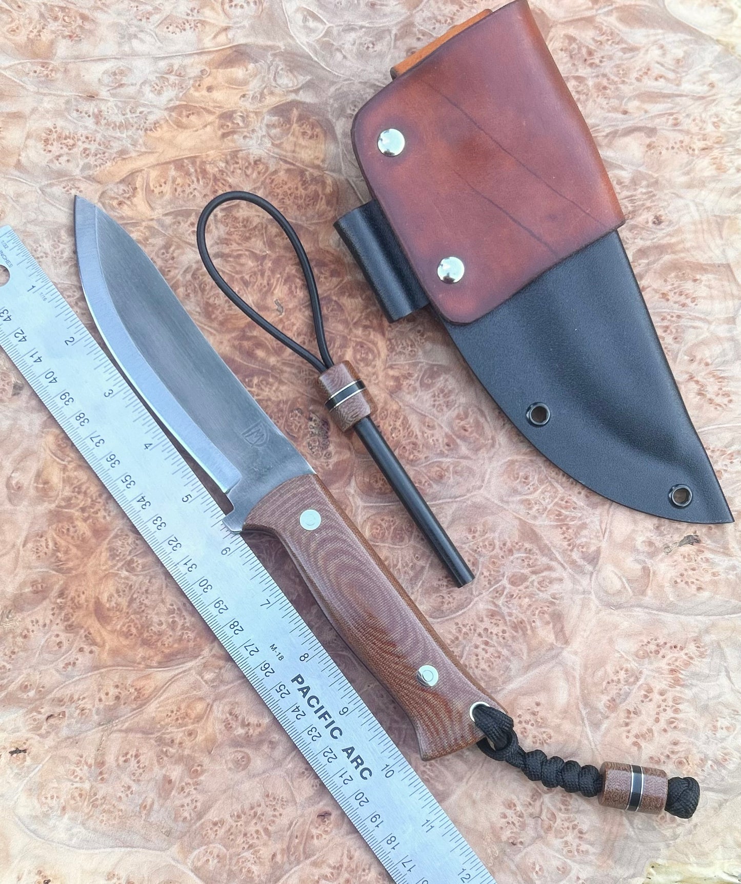 Endure Bushcrafter (natural canvas micarta with black G10 liners)